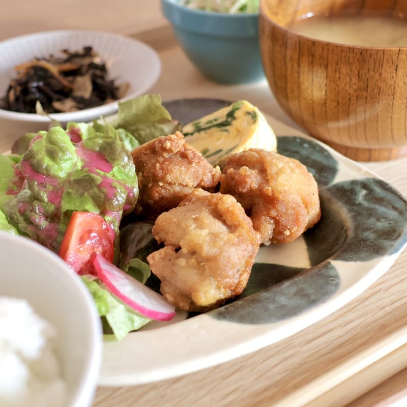 青森県弘前市にある「たねゆい食堂」の「たねゆい定食（1000円）」