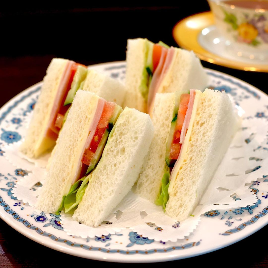 【弘前市・ 珈琲 Shiroi Tori 】フレッシュ野菜ハムチーズサンドイッチセット