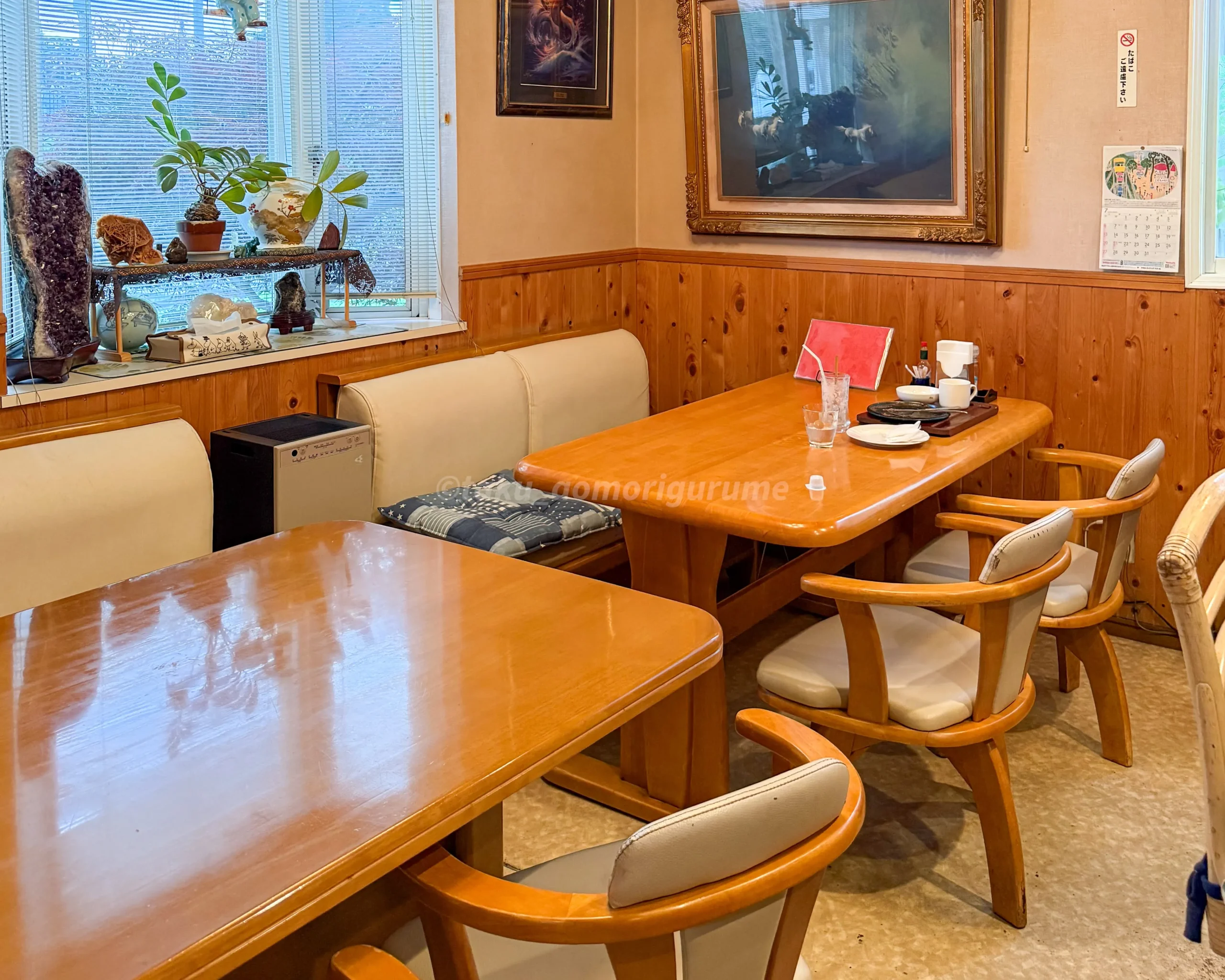 七戸町にあるタベルナの店内写真