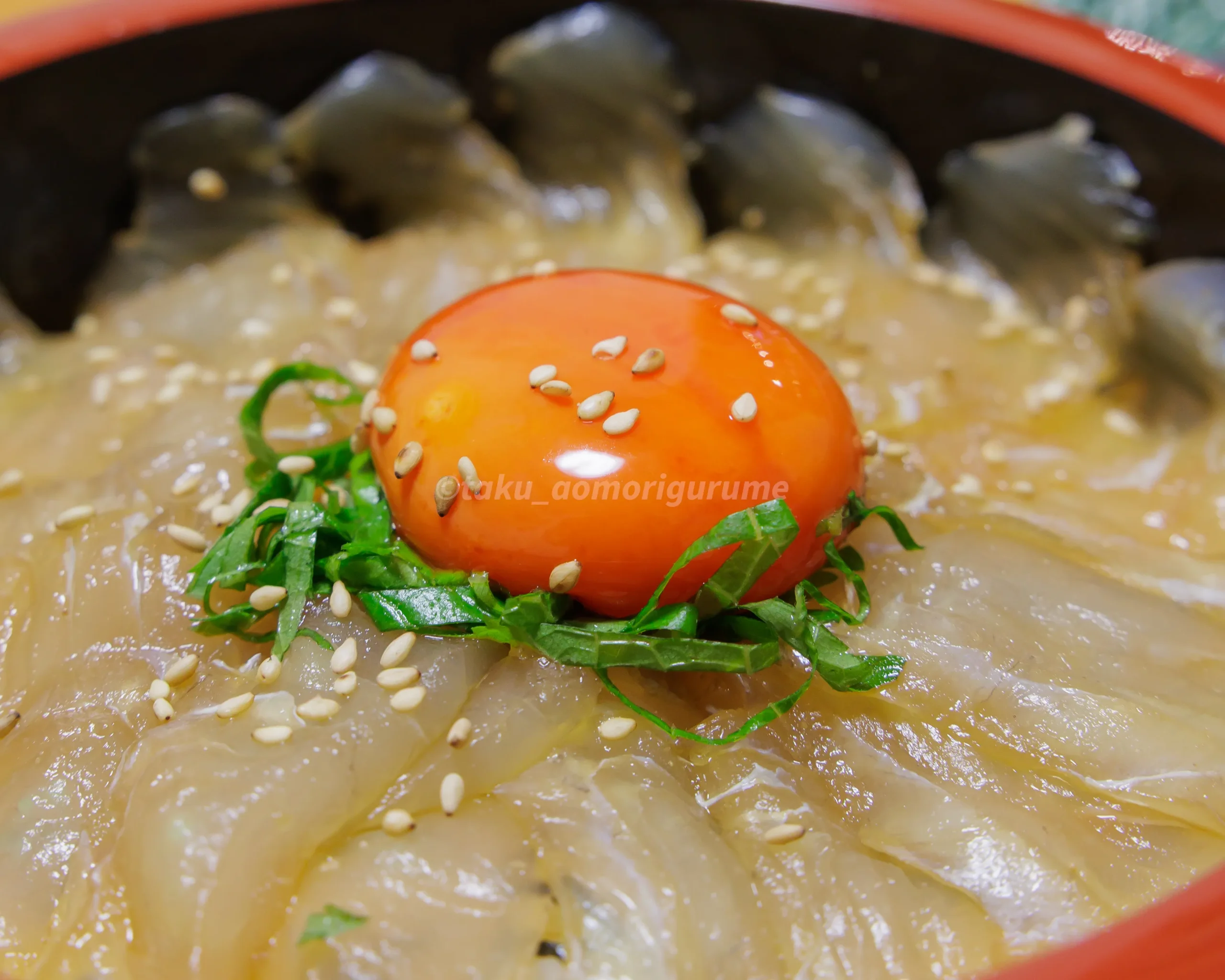 津軽のおかず もんどりこのヒラメ漬丼写真