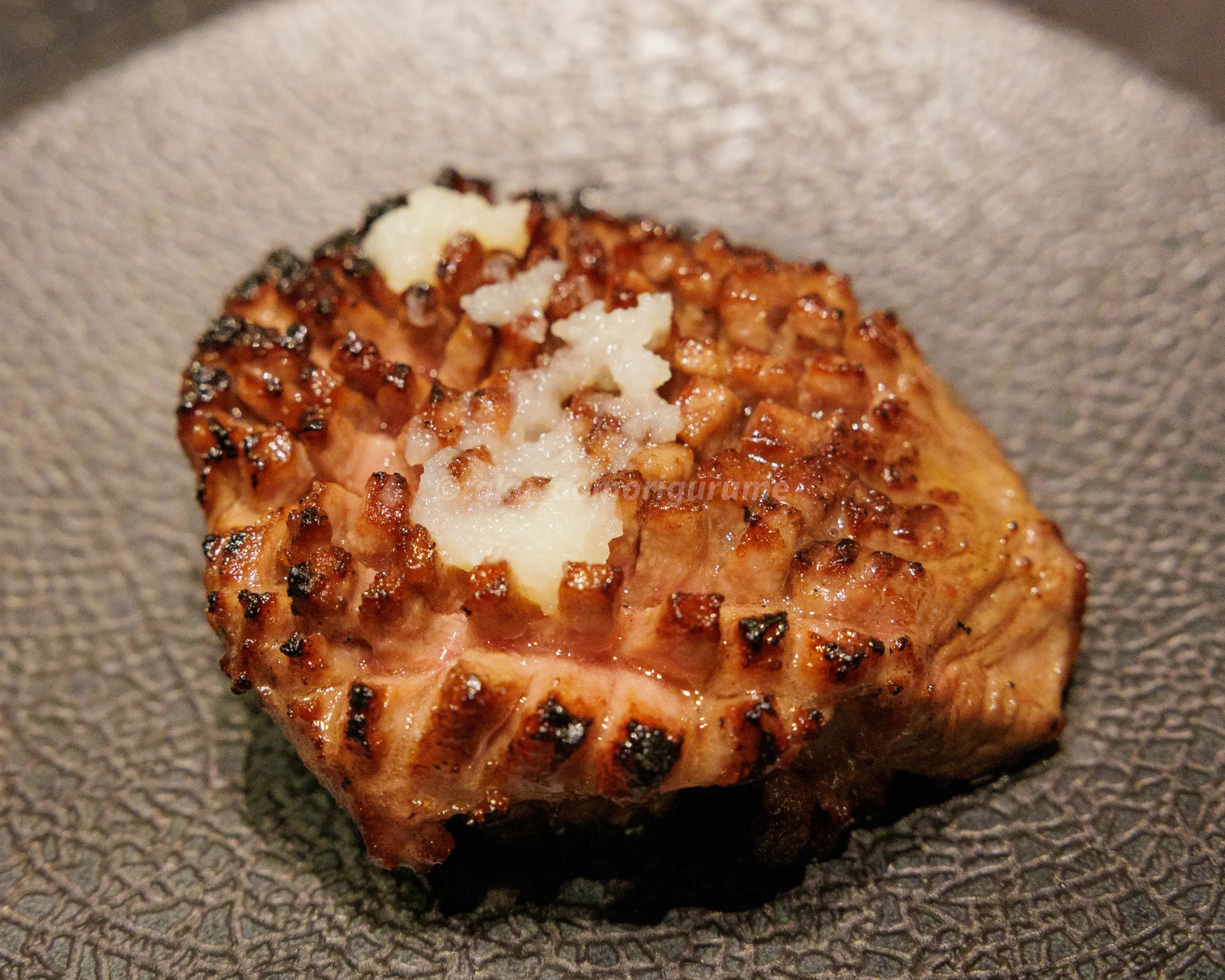 弘前市にある「肉の匠」の極み厚切りタン写真