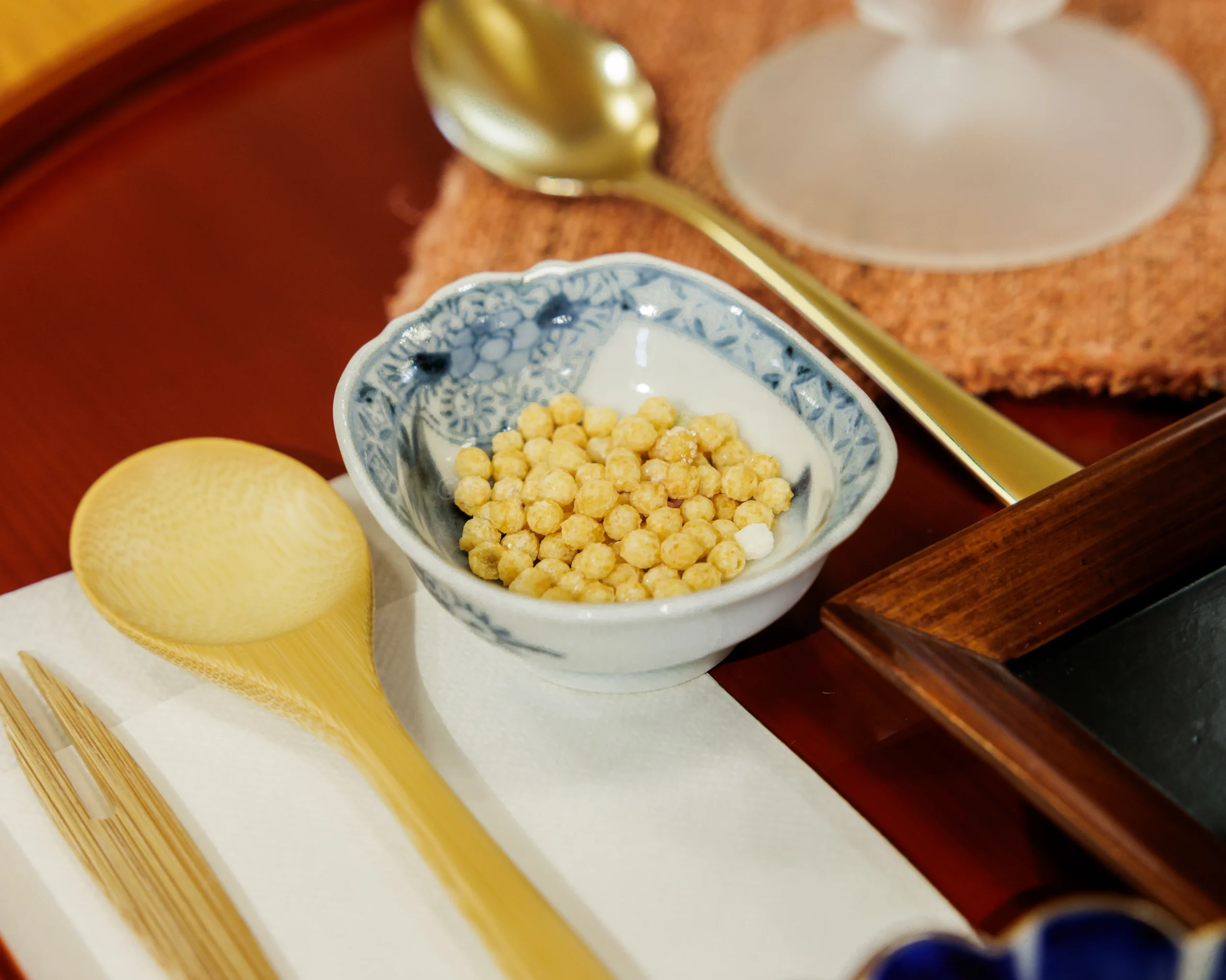 弘前市にある「ギャラリー芭蕉」の栗ぜんざいとミニあんみつセット写真